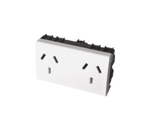 MODULO TOMACORRIENTE DOBLE CON OBTURADOR DE SEGURIDAD MARFIL SISTEMA MODULAR - TOMACORRIENTES 10A - 250V