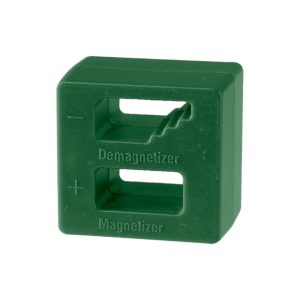 BASE PARA DESTORNILLADORES PLASTICO ABS 50X50X28MM