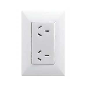 CONJUNTO ARMADO TOMACORRIENTE DOBLE BLANCO EXULTT + 10A - 220V
